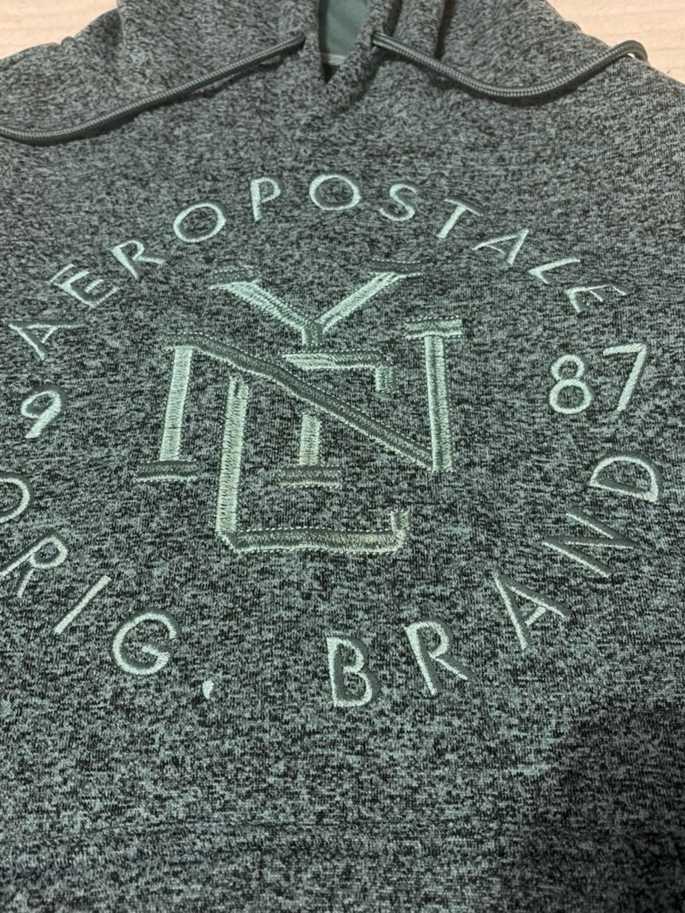 Aeropostale Men's green hoodie with Mint Logo